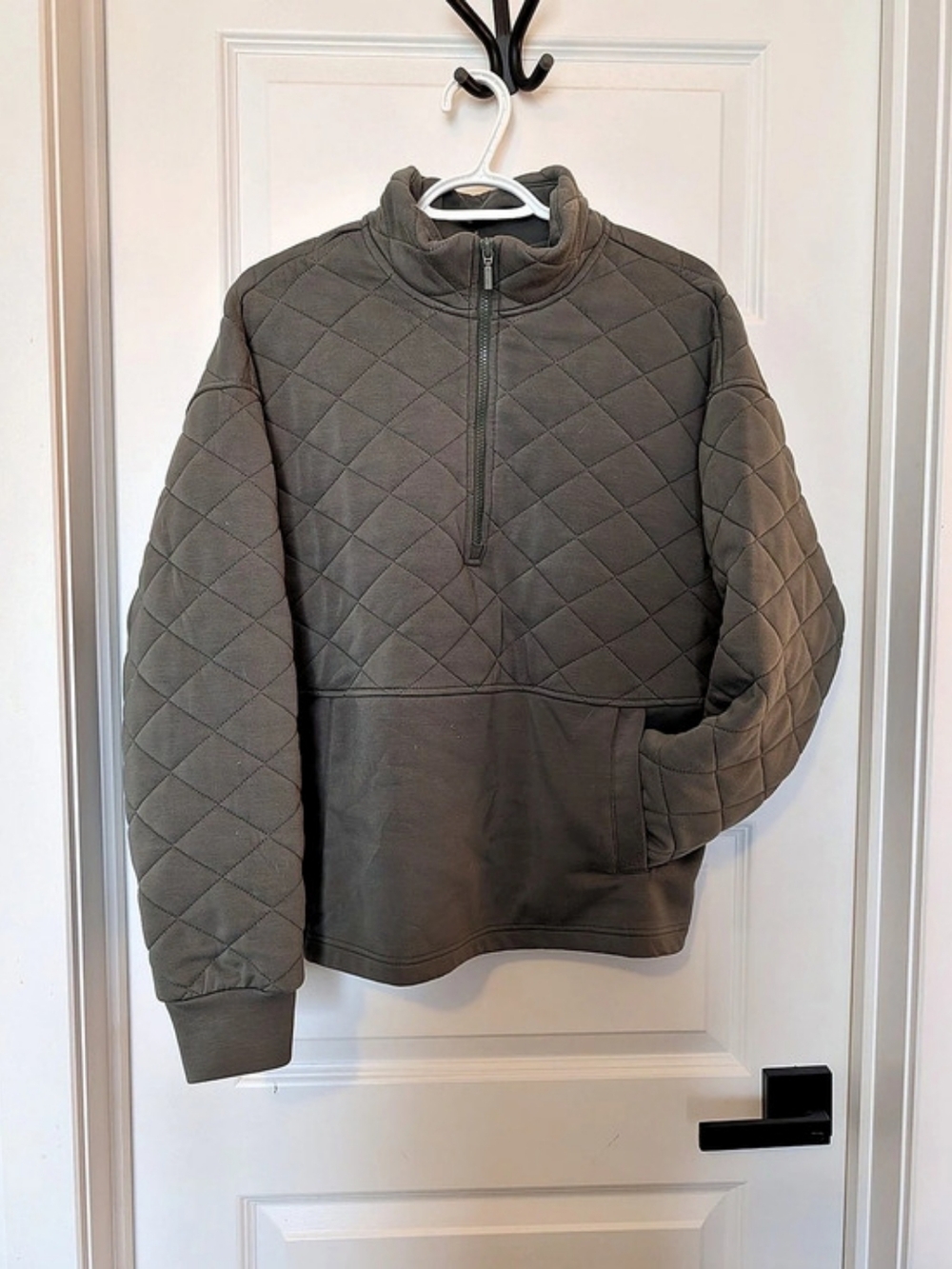 Tilley Quilted Pullover in Brown Size Large